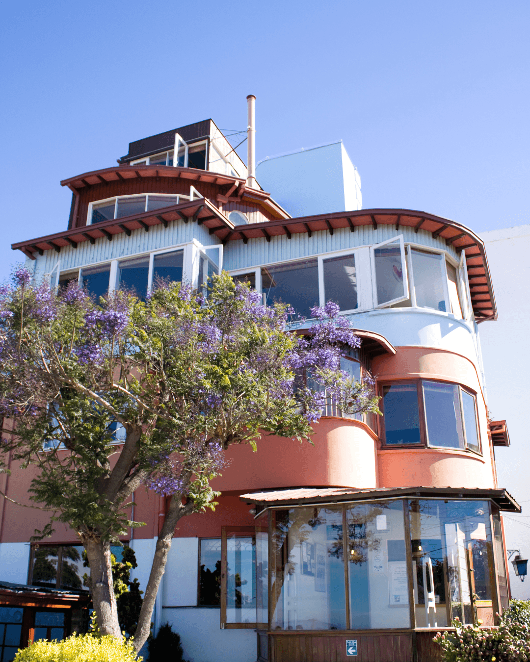 Explora museos y cultura desde Santiago en auto